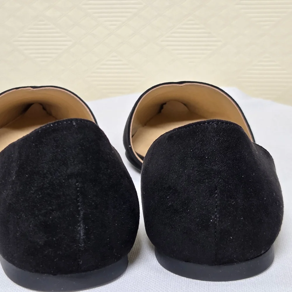 NIB Chinese Laundry Eternal Love Flats Size-9